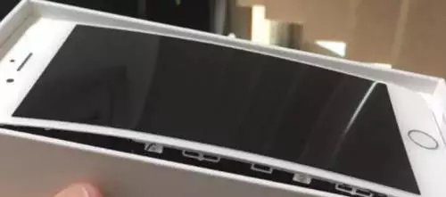 开卖不到一个月，iPhone 8已经“十连裂”，罪魁祸首是它？