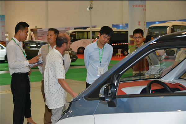 第二届海口新能源车展圆满闭幕，3.2万人次观展，现场成交4.5亿元
