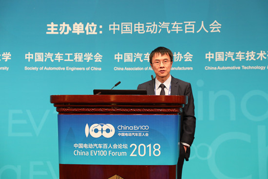 百度集团总裁兼首席运营官陆奇：AI技术革命驱动自动驾驶加速到来