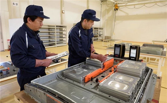 买电动车都怕电池不耐用,电池到底质保几年? 买电动车都怕电池不耐用,电池到底质保几年?