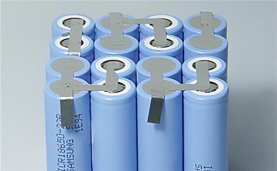NCM622电极厚度和孔隙率对电池性能的影响