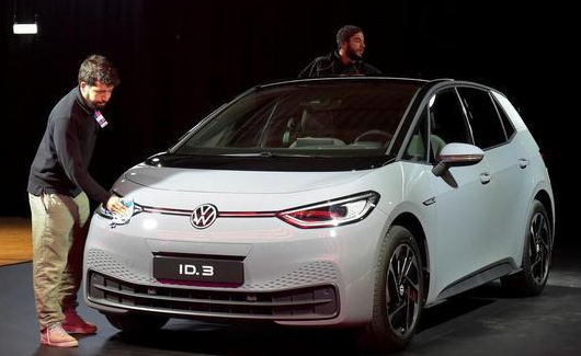 德国拟将电动汽车购车补贴提高一半至4500欧元