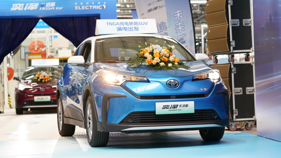 丰田在华首款纯电动轿车发布 搭载松下方形三元电池