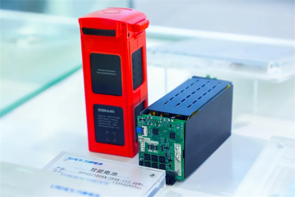 力神无人机电池亮相国际无人机展 能量密度达340Wh/kg