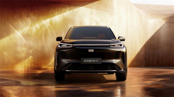 首搭神盾金砖电池吉利银河M7技术首秀重构主流电混SUV价值标杆