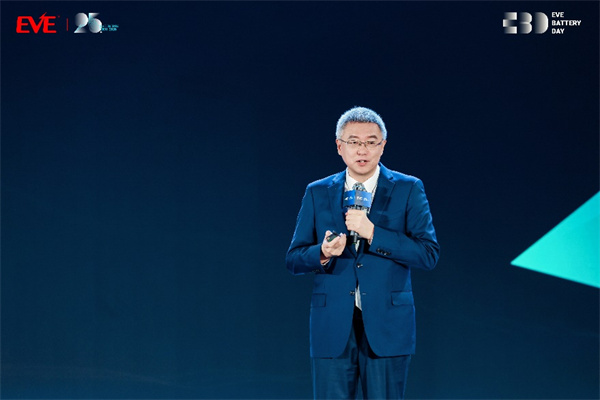 亿纬锂能刘金成：1000亿不是终点，而是一个新的开始